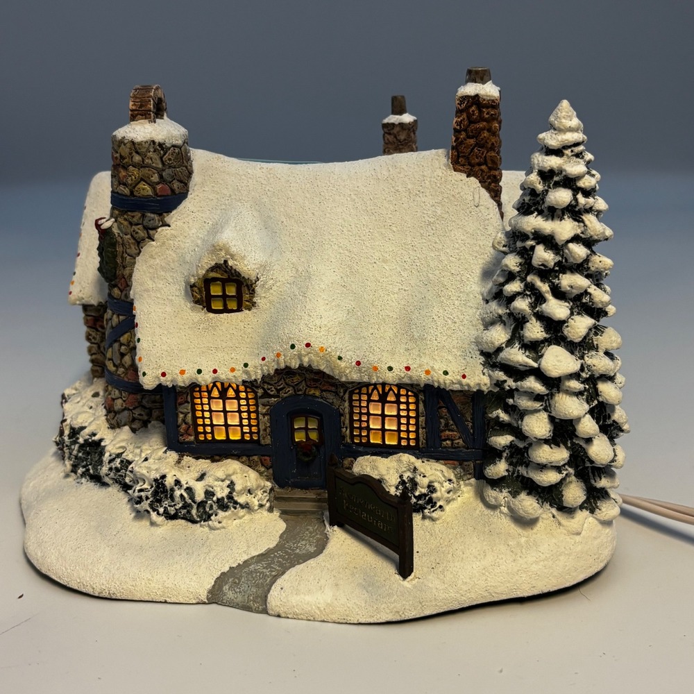 Hawthorne Village Thomas Kinkade Stonehearth Restaurant Christmas Village 79978